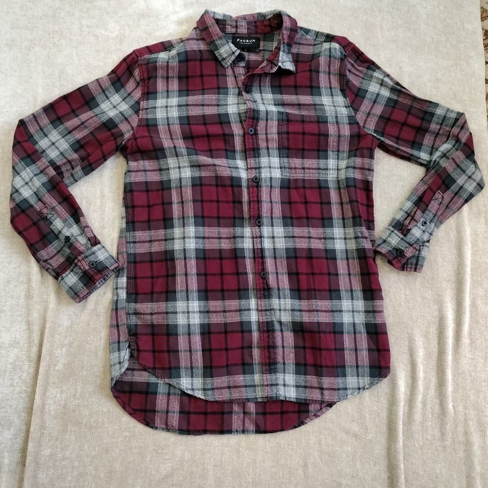 PacSun Button Up Long Sleeve Red Plaid Flannel Size L